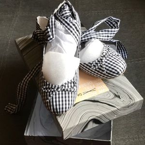 Jeffrey Campbell Sarine Tie Ballet Flats